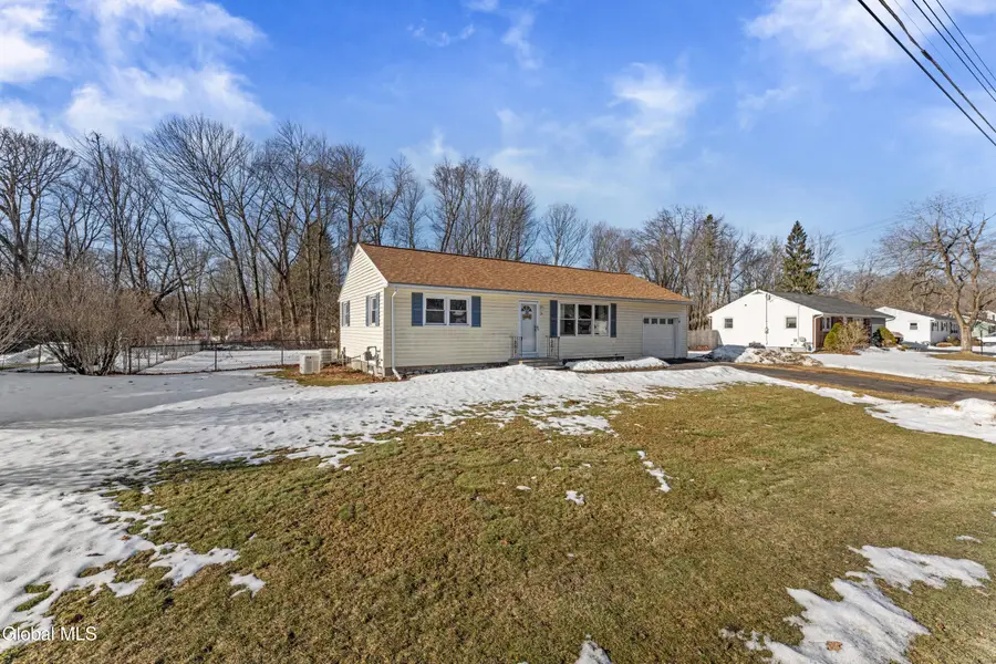 28 Kile Drive, Schenectady, NY 12302 - #3