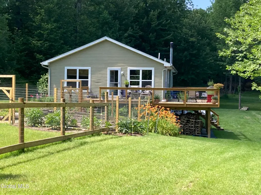 92 Dickensen Road, Buskirk, NY 12028 - #3