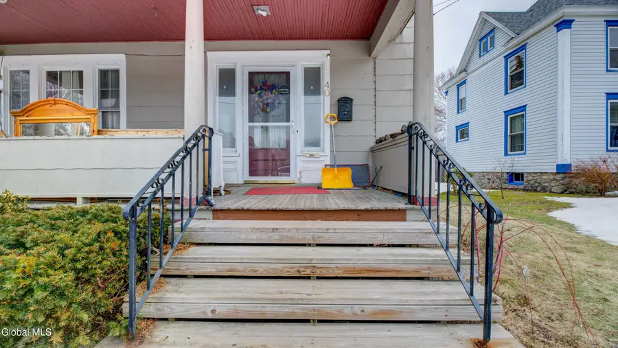 40 Fox Street, Gloversville, NY 12078 - #2