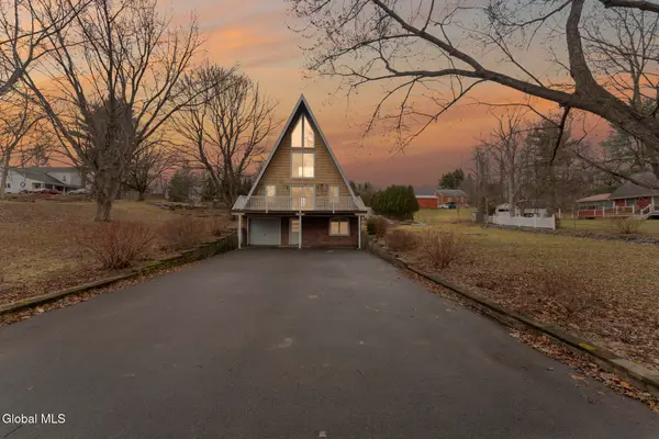 1 Keyes Lane, Brunswick, NY 12180