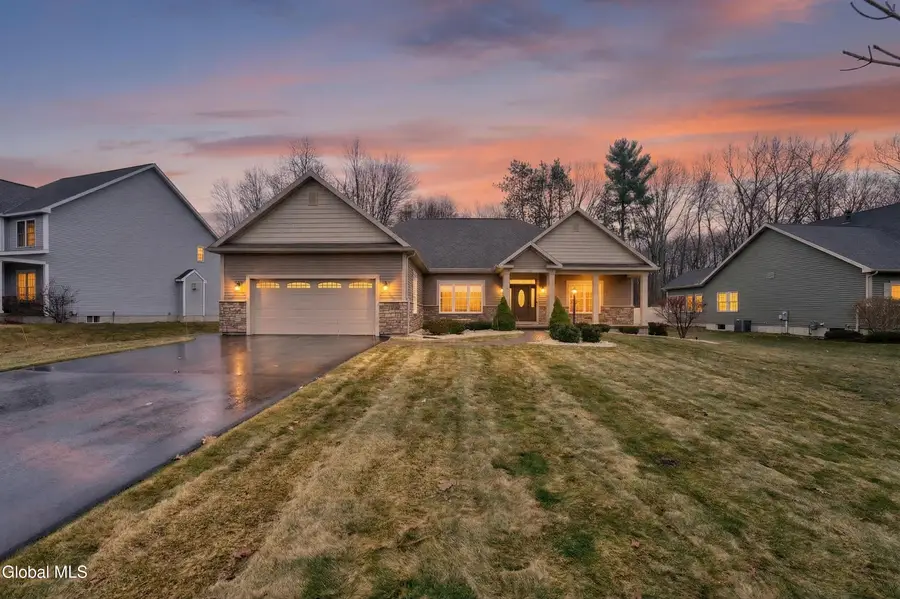 11 Balsam Way, Clifton Park, NY 12065 - #2