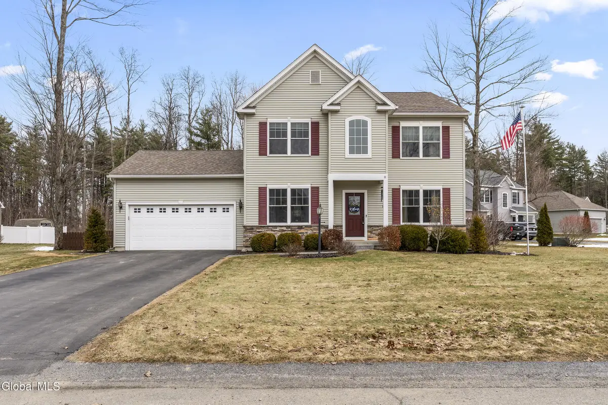 11 Larchwood Lane, South Glens Falls, NY 12803 - #1