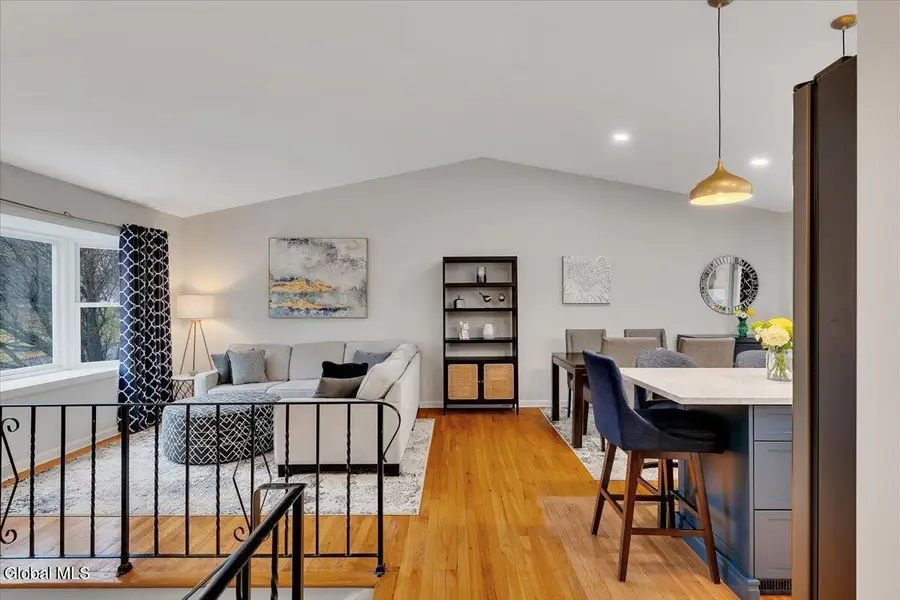 51 Par Circle, Albany, NY 12208 - #3