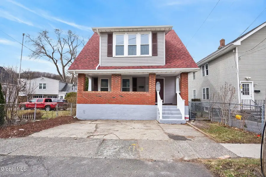 2325 12th Avenue, Watervliet, NY 12189 - #2