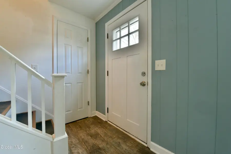 23 Newcastle Road, Halfmoon, NY 12065 - #3