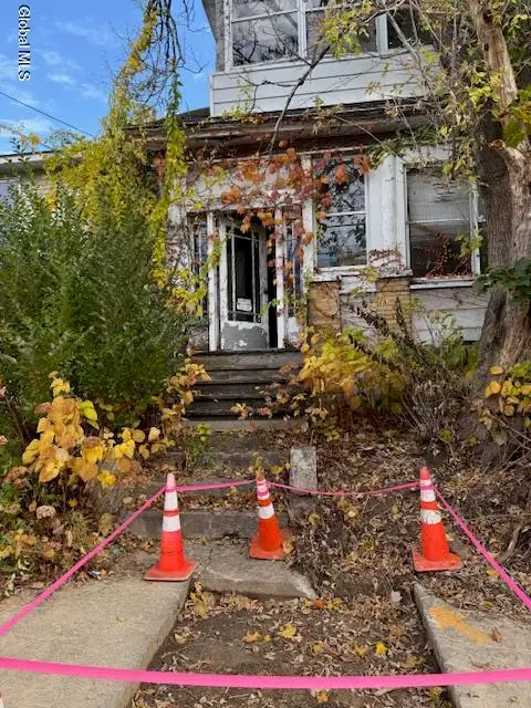 19 Raymo Street, Albany, NY 12209 - #1