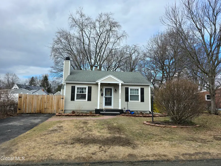 1020 6th Street, Rotterdam, NY 12303 - #2