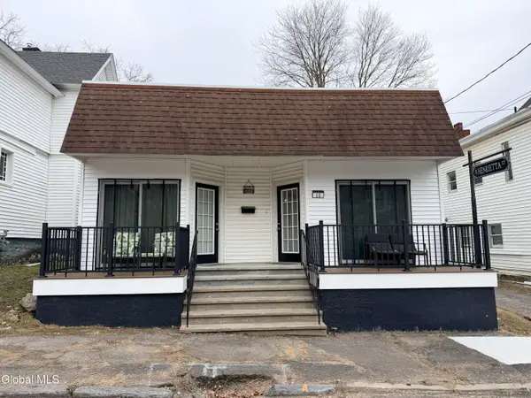 15 Henrietta Street, Amsterdam, NY 12010