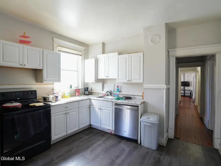 207 Western Avenue, Albany, NY 12203 - #2