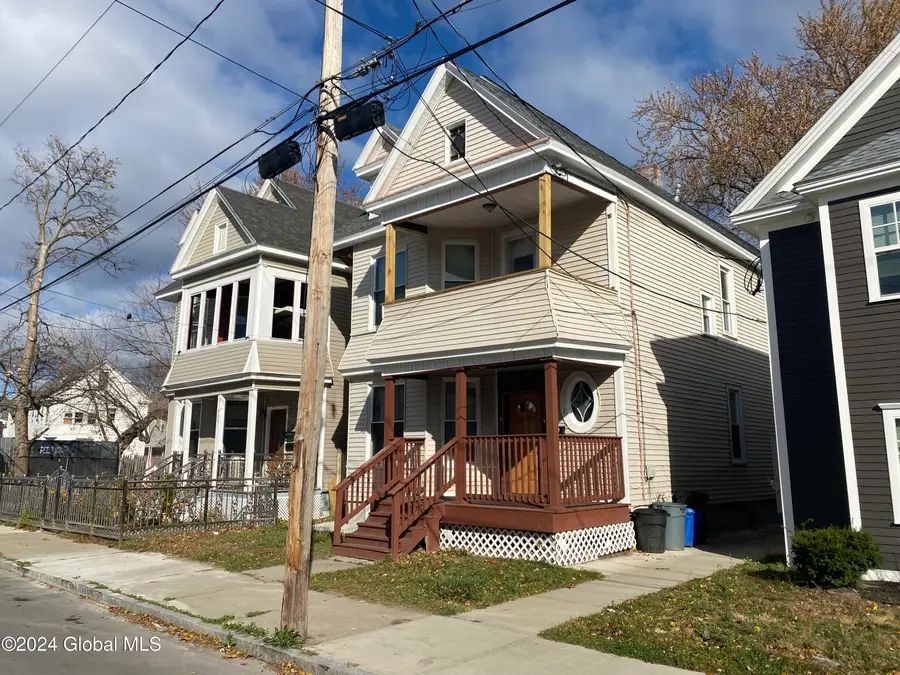 907 Delamont Avenue, Schenectady, NY 12307 - #3