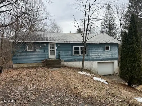 1816 Route 32n, Northumberland, NY 12831