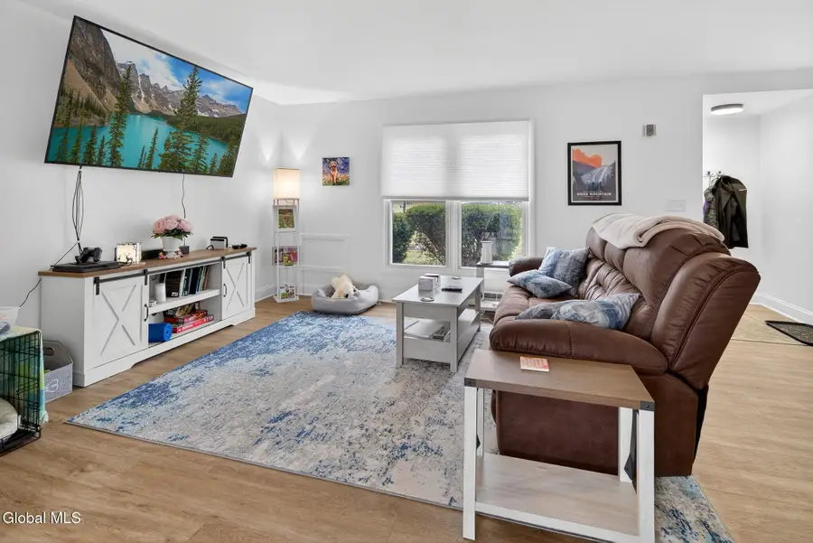 10 Pheasant Run, Waterford, NY 12188 - #2