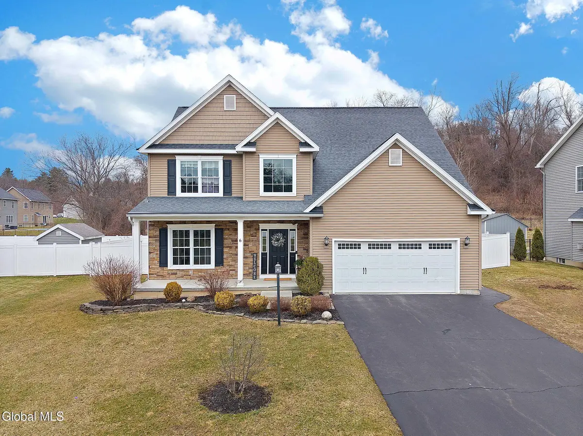 6 Jennifer Drive, Halfmoon, NY 12118 - #1