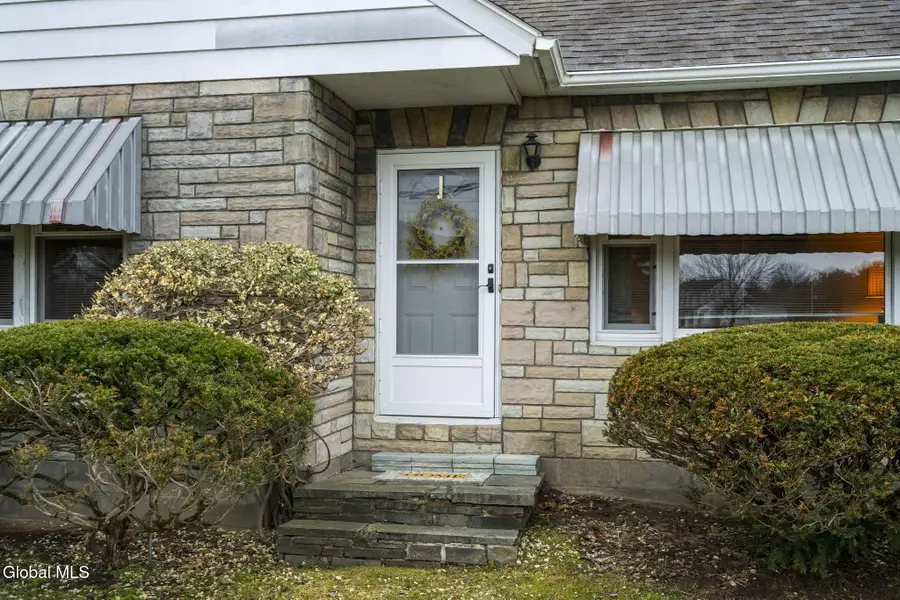 1021 Dunnsville Road, Rotterdam, NY 12306 - #3