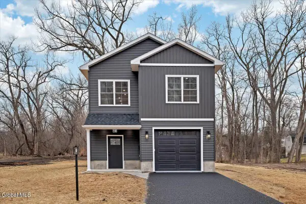 6 Livingston Avenue, Scotia, NY 12302