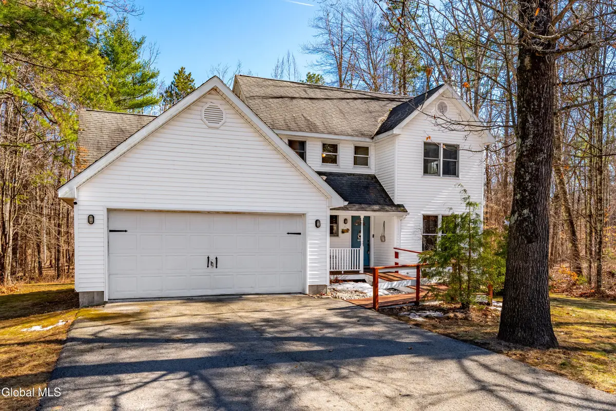 4 Wallingford Court, Gansevoort, NY 12831 - #1