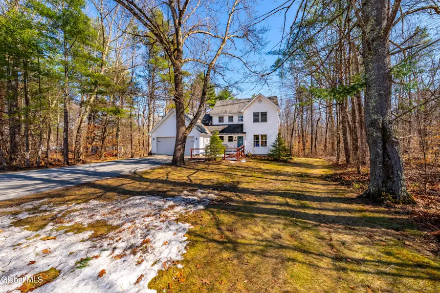 4 Wallingford Court, Gansevoort, NY 12831 - #2