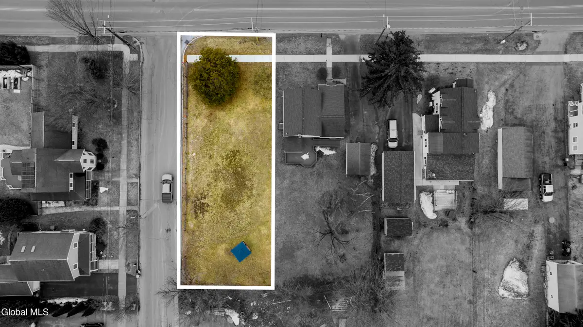 000 Congress Avenue, Saratoga Springs, NY 12866 - #1