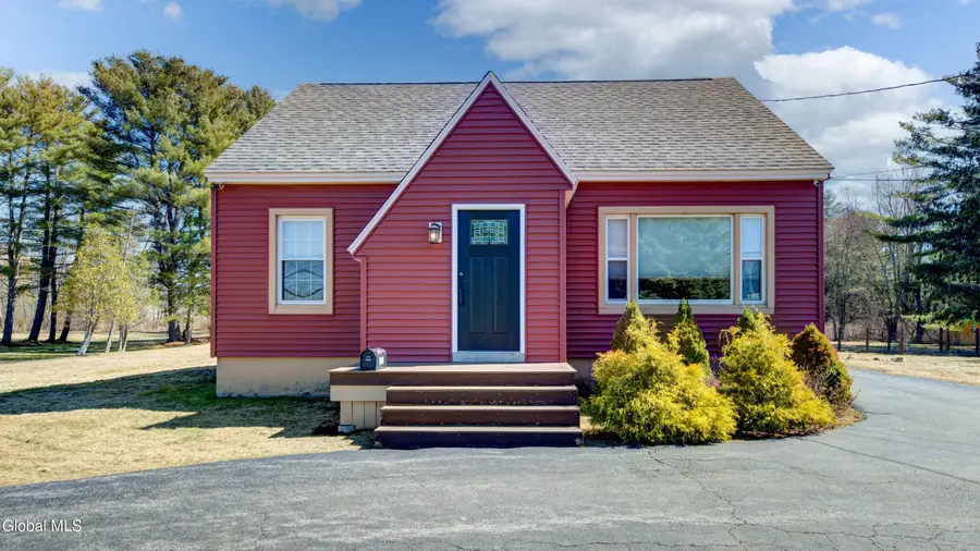 1323 Midline Road, Amsterdam, NY 12010 - #3