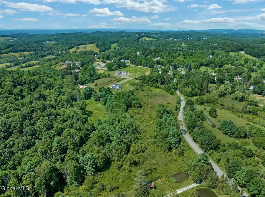 37 Mammoth Spring Road, North Greenbush, NY 12198 - #2