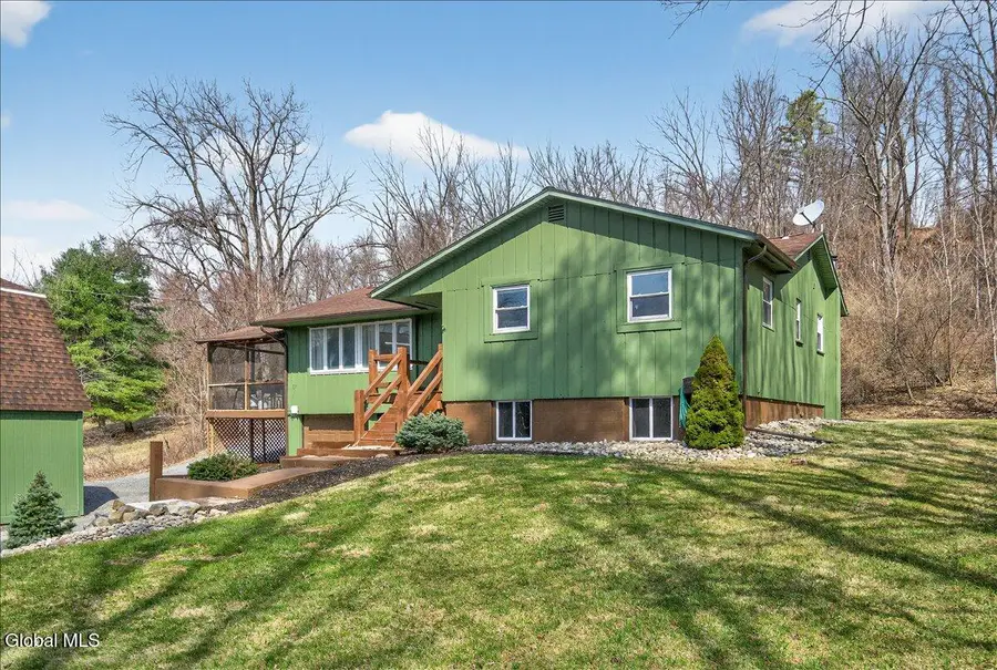 5927 Johnston Road, Slingerlands, NY 12159 - #2