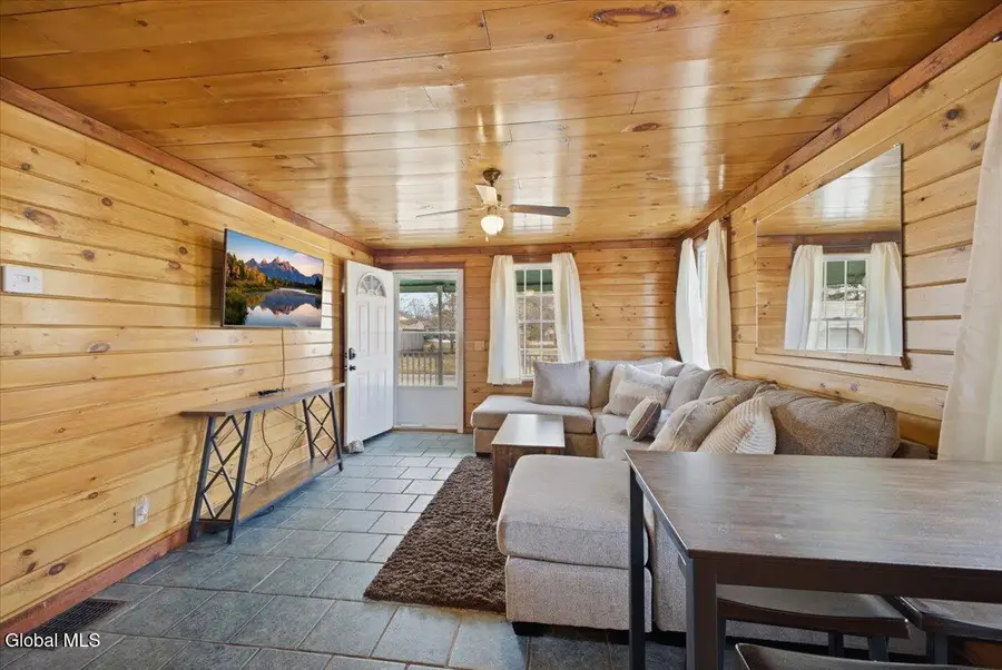 10 Prospect Street, South Glens Falls, NY 12803 - #3