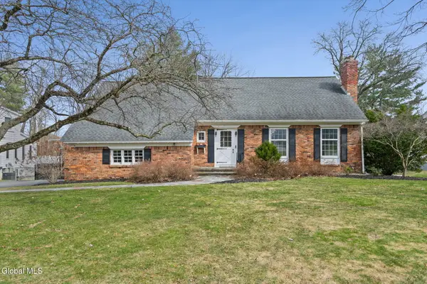 1174 Godfrey Lane, Niskayuna, NY 12309