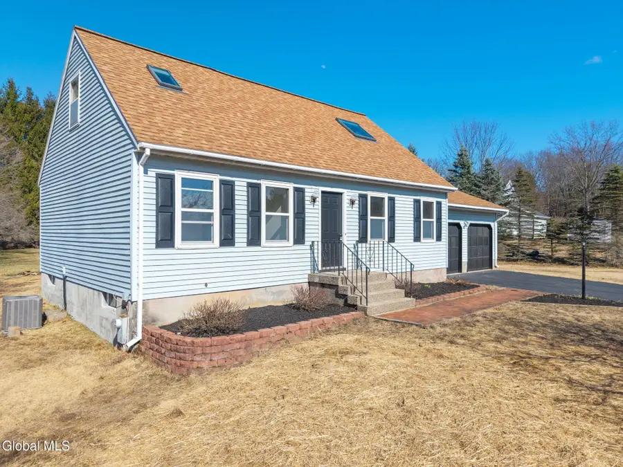 5 Norland Court, Wilton, NY 12866 - #2