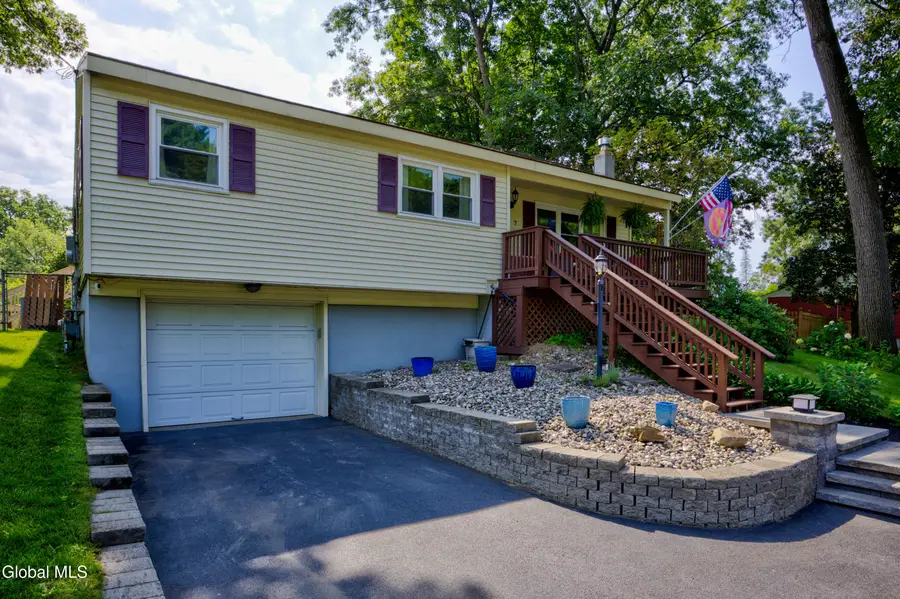 7 Gick Road, Saratoga Springs, NY 12866 - #2