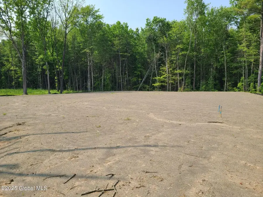 1 Oak Road, Malta, NY 12020 - #3