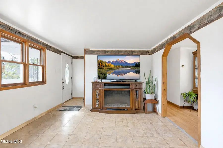 191 Redmond Road, Moreau, NY 12831 - #3