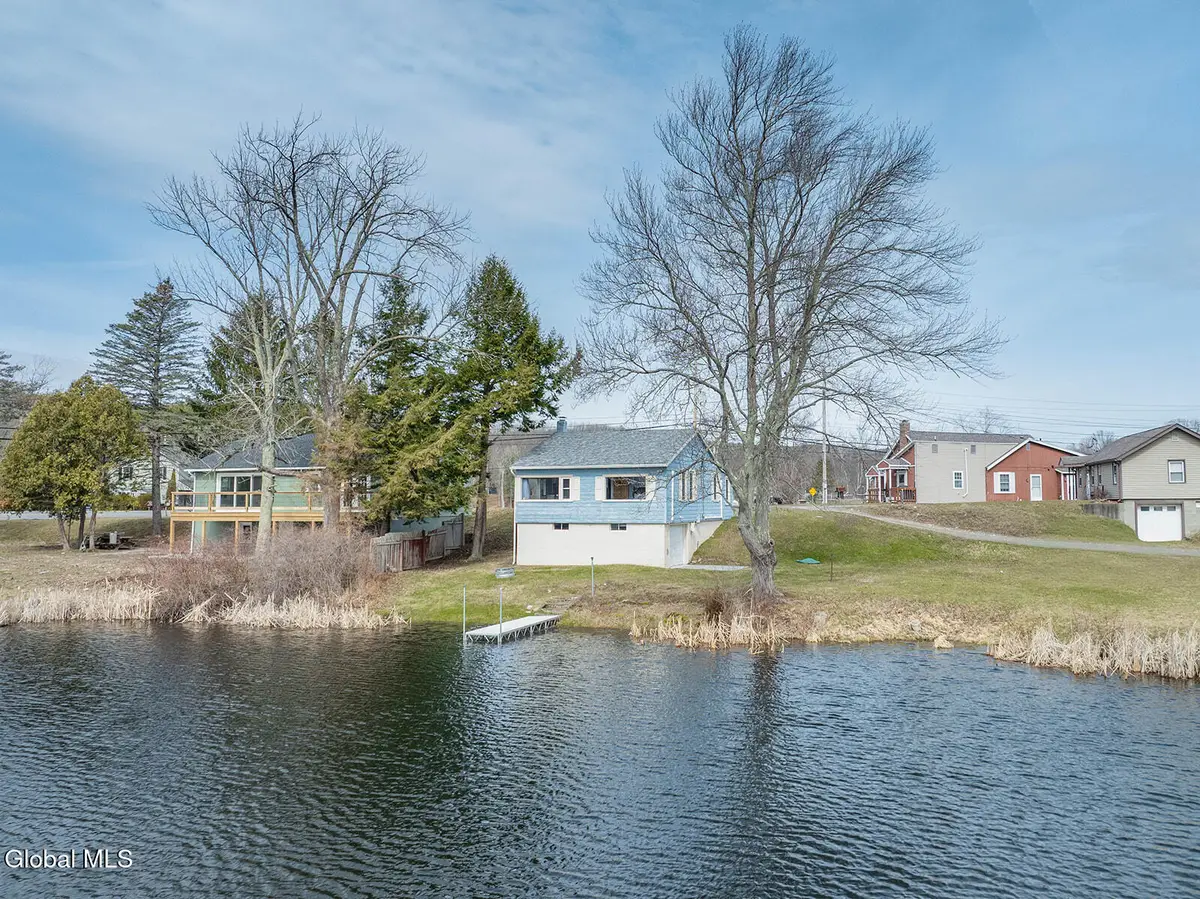 15 Pond Way, Cambridge, NY 12816 - #1