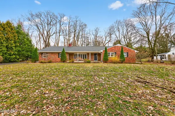 7 N Maple Lane, Albany, NY 12211