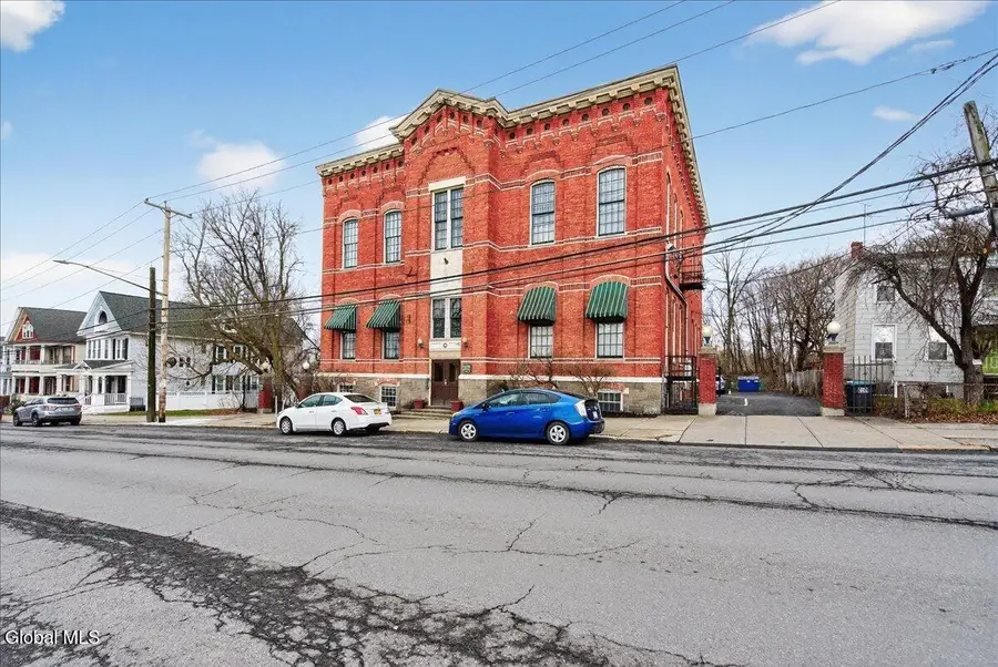 196 Morton Avenue #APT 103, Albany, NY 12202 - #3