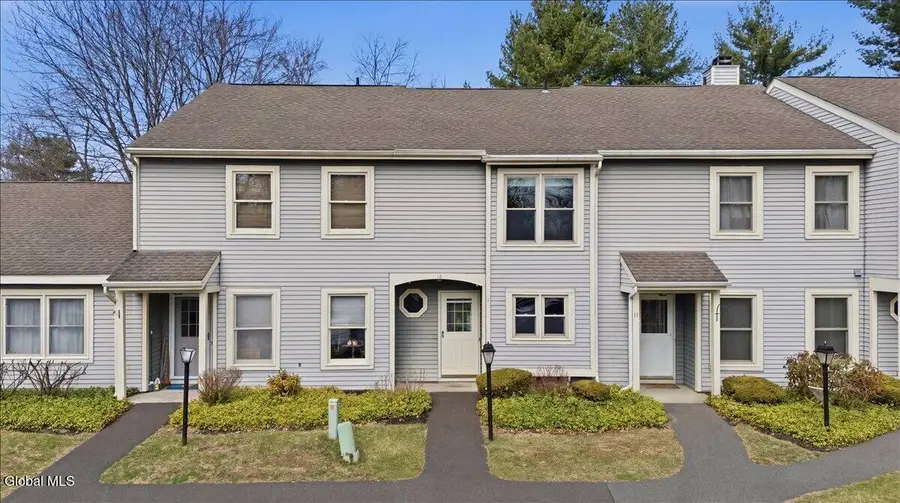 10 Minuteman Court, Halfmoon, NY 12065 - #2