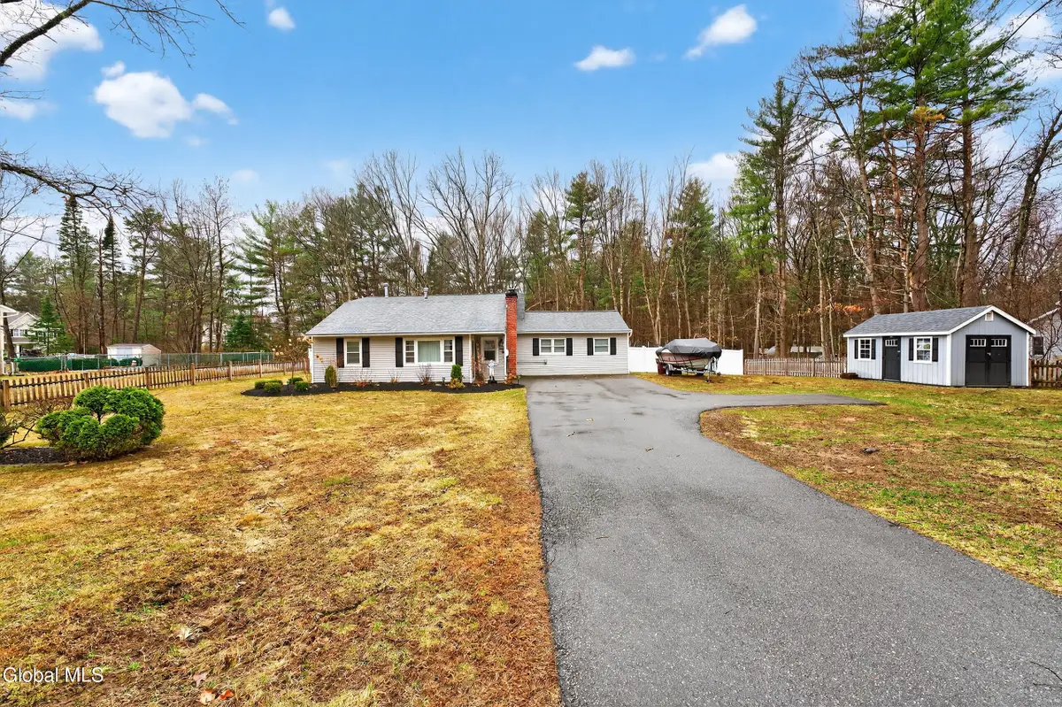 88 Jones Road, Saratoga Springs, NY 12866 - #1