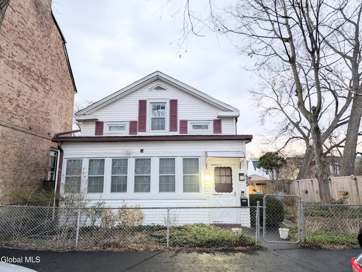 522 1st Avenue, Troy, NY 12182 - #1