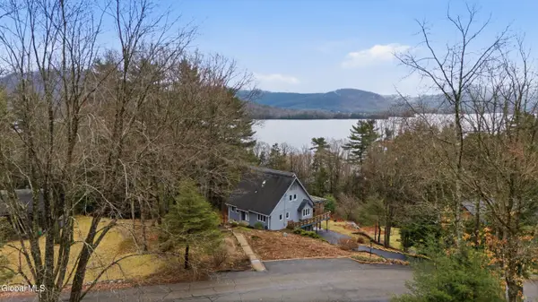 40 Ridgewood Court, Bolton, NY 12814