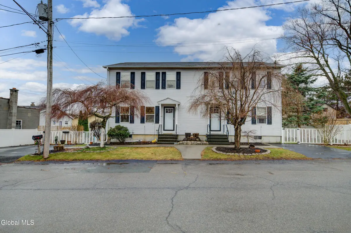 32 Richmond Street, Colonie, NY 12205 - #1