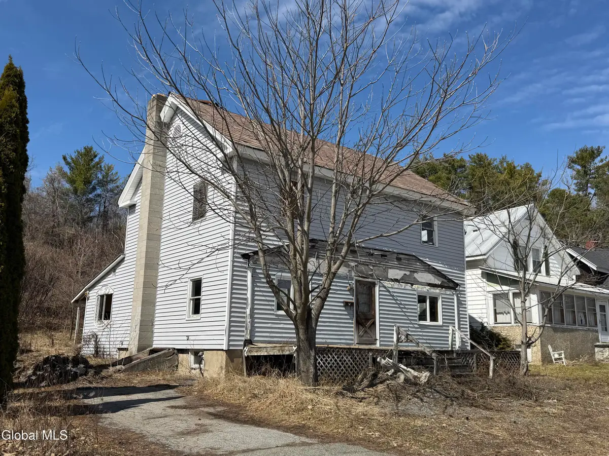 5 Waldo Place, Port Henry, NY 12974 - #1