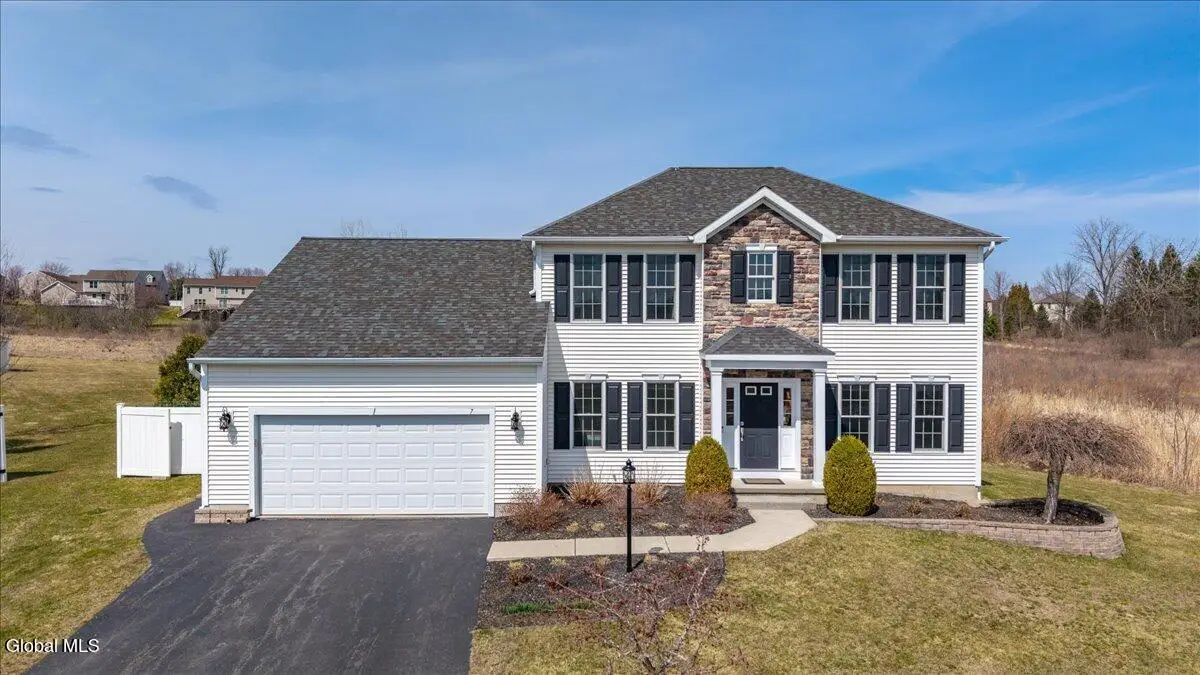 7 Rolling Hills Drive, Halfmoon, NY 12118 - #1