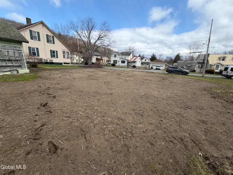 17 Davis Street, Whitehall, NY 12887 - #2