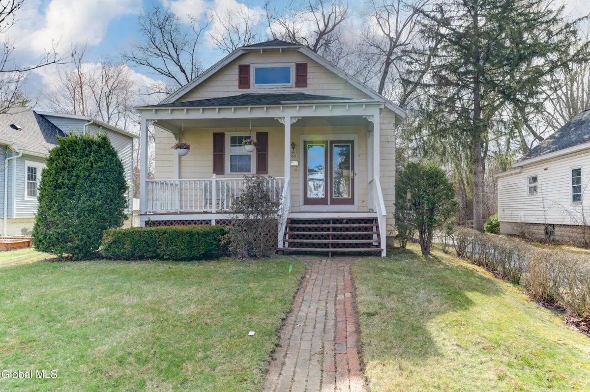 1162 S Country Club Drive, Niskayuna, NY 12309 - #1