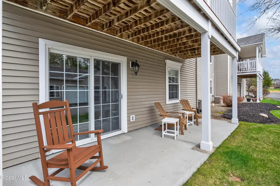 102 Evergreen Place, Rensselaer, NY 12144 - #3