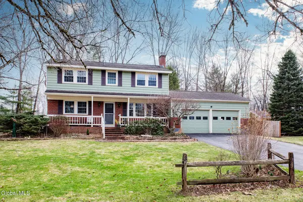 16 Conver Drive, Saratoga Springs, NY 12866