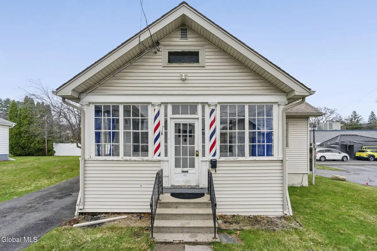 105 Arcadia Avenue, Guilderland, NY 12203 - #1