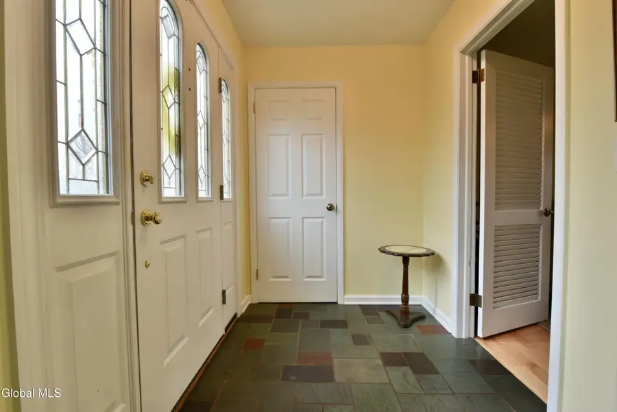 13 Arnold Drive, Clifton Park, NY 12065 - #3