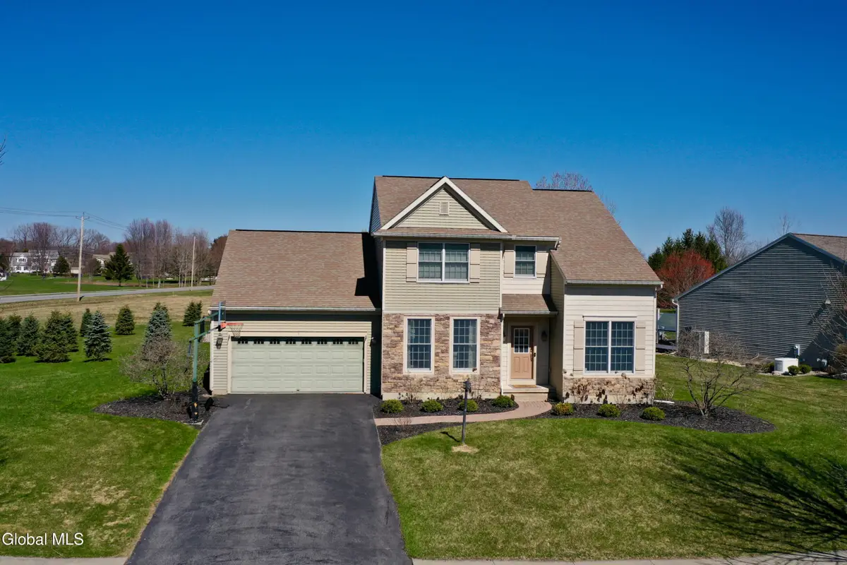 1 Parkway Circle, Malta, NY 12019 - #1