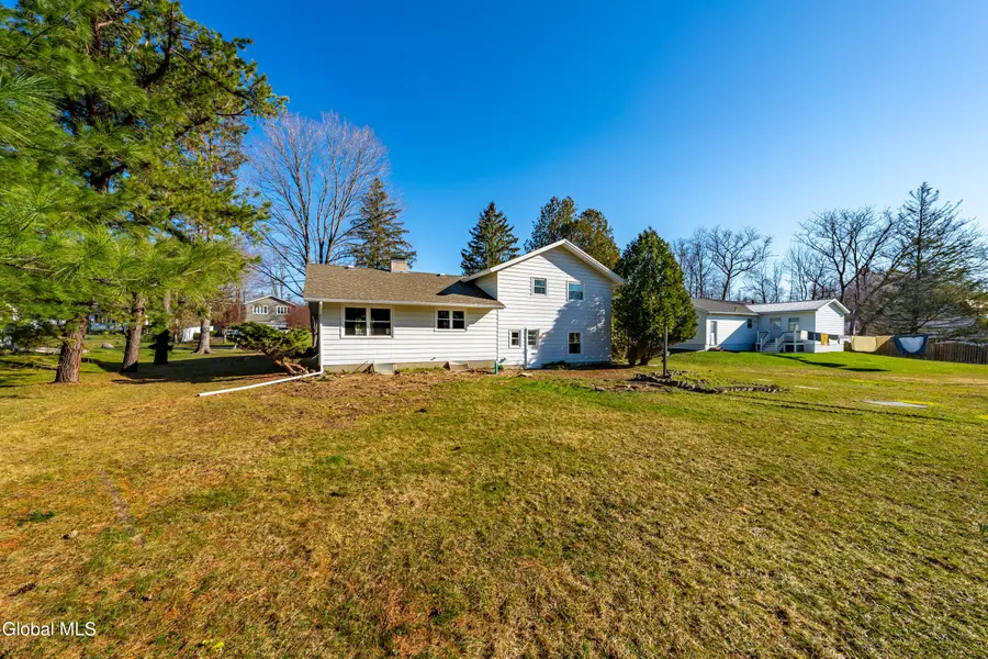 11 Green Acres Lane, Hagaman, NY 12086 - #3