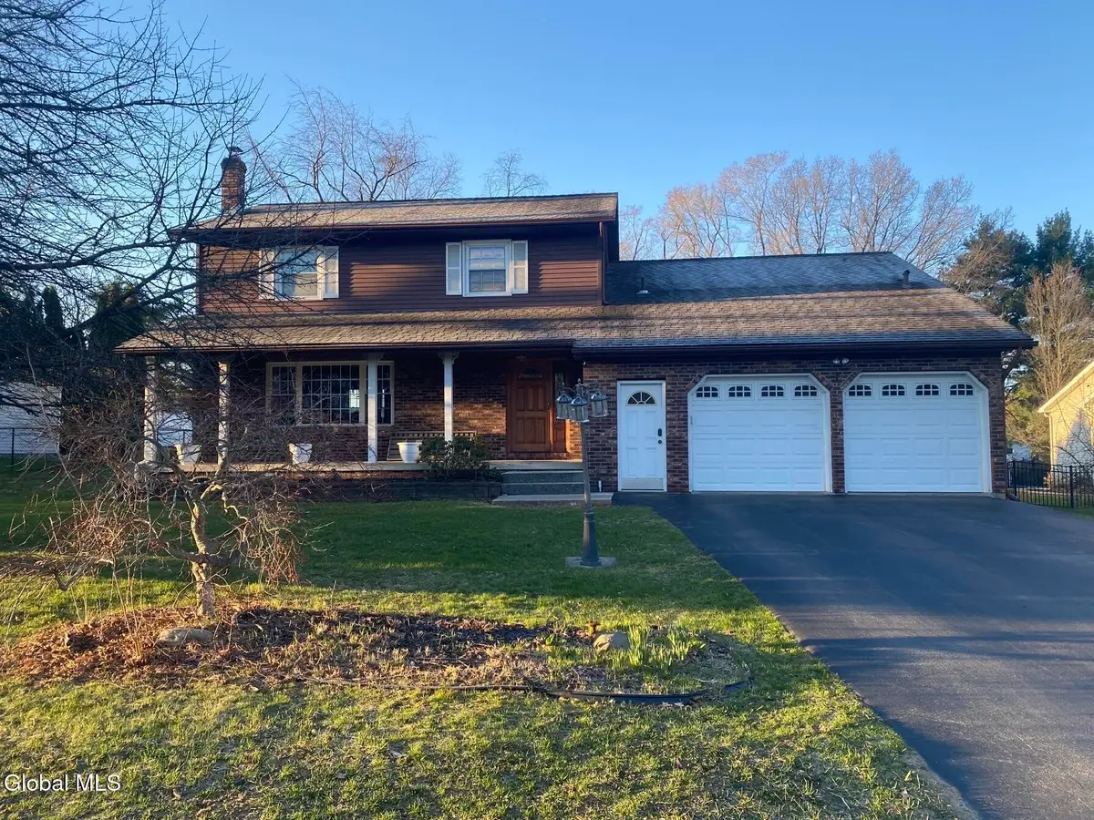 25 Balboa Drive, Latham, NY 12110 - #1